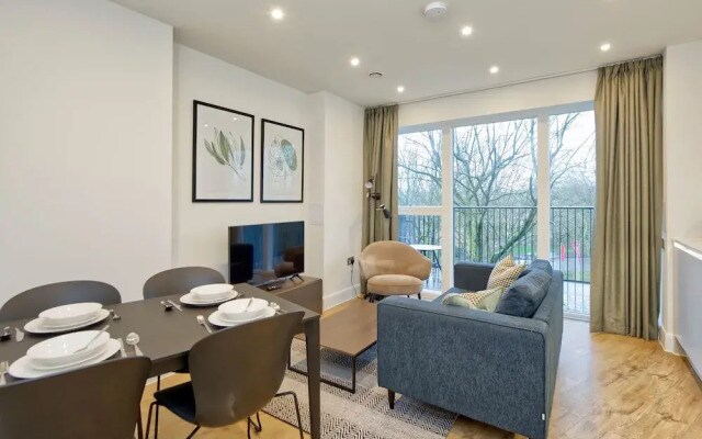 Brand-new Two-bedroom Flat in Colindale