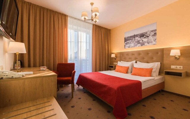 Radi un Draugi Hotel