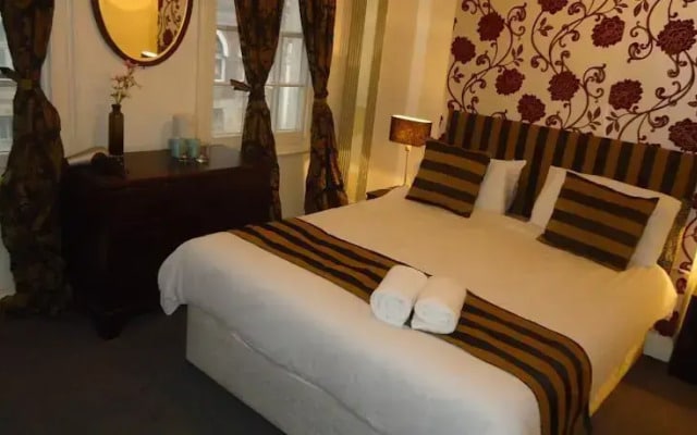 Simpson Street Guesthouse