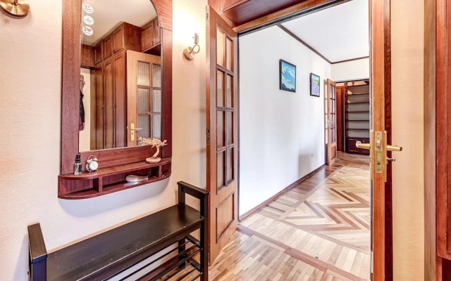 2-комн. квартира Home4day у кр. «Аврора»