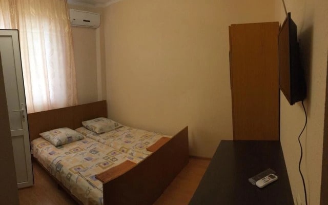 Guest House on Leningradskaya Ulitsa