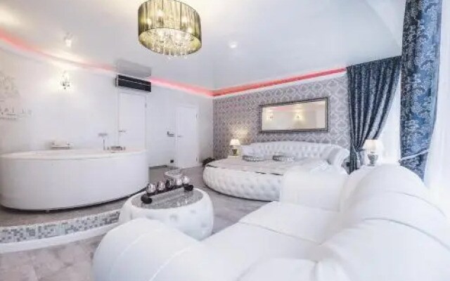 Supreme Jacuzzi Apartment