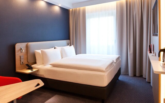 Holiday Inn Express Munich Olching by IHG