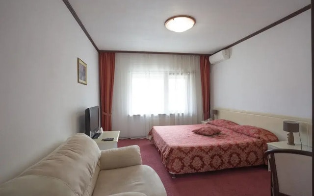 Hotel Genrih-I