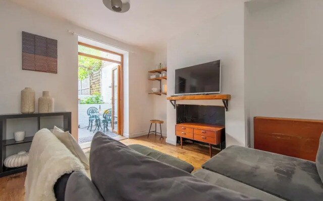 Stratford - Apartment - Sleeps 3 - Great Location