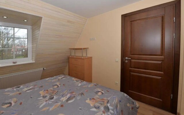 Monika Apartments