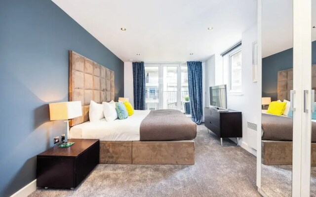 Koks Mews 2 Bed 2 Bath Apartment - ExCeL
