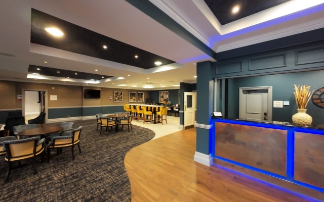 Crowne Plaza East Midlands Airport by IHG