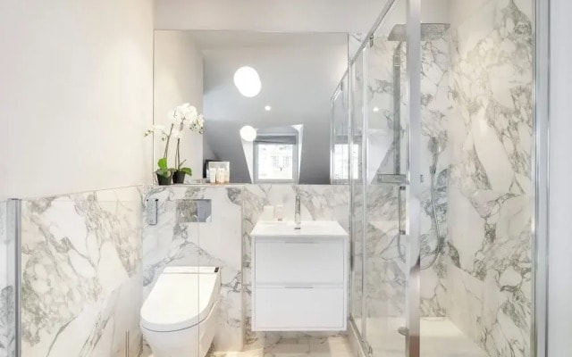 1537 Bourg Tibourg