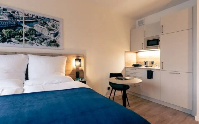 SpreeBlau Apartments