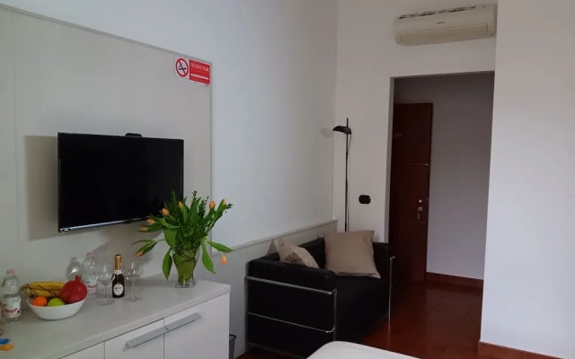 Andenis Tiber House
