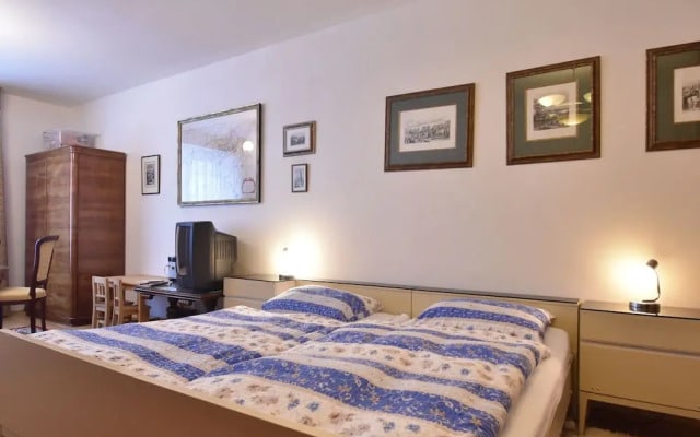 Modern Apartment in Podebrady Near River