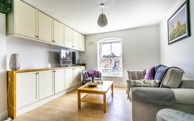 30 Woodsmill Quay