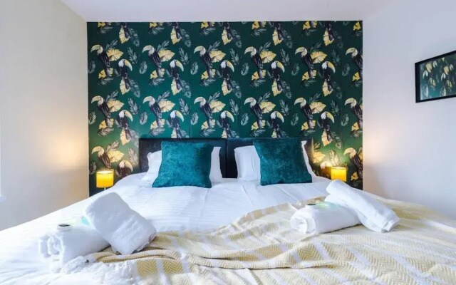 One-bedroom by Media City UK by Belvilla