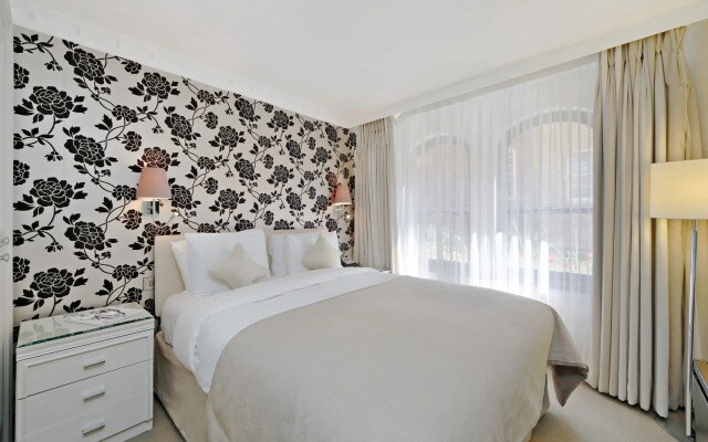 Mayfair House