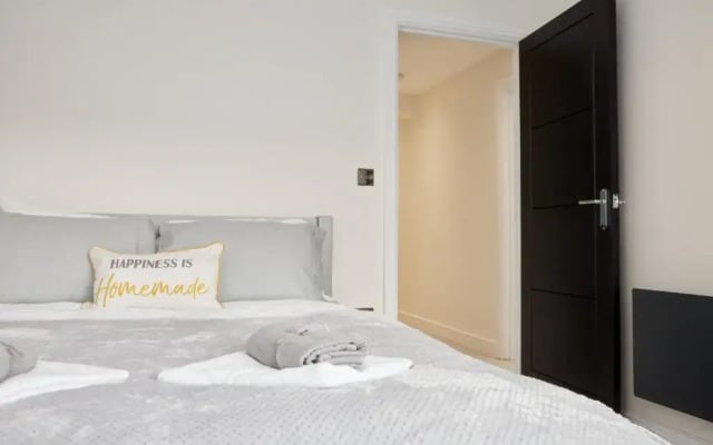 Wolfscote Apartment