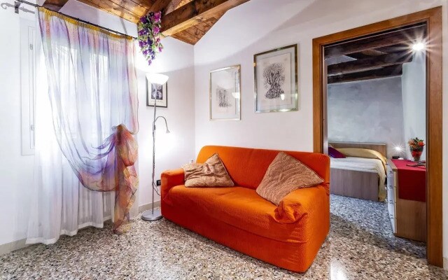 Venice Dream House Nabucco