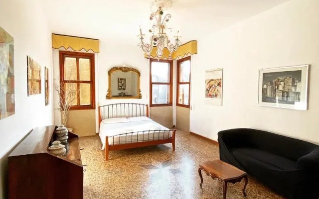 CA’ SAMUELE Authentic Venetian Apartment