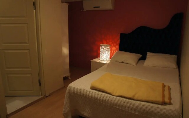 Bufes Hotel