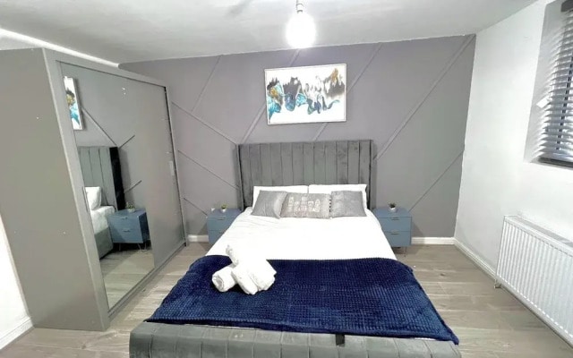 Stylish Spacious 1Bd Apt-kingbed-10min Heaton Park