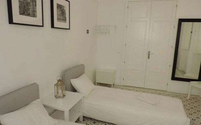 La Blanca Casita