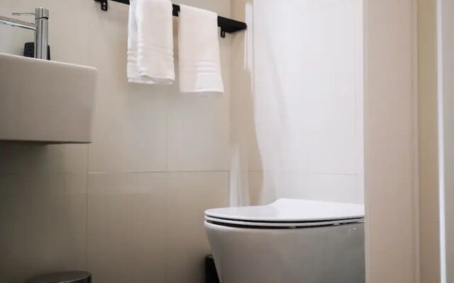 Emperooms Guest House