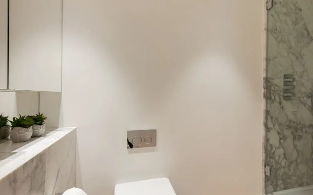 Platinum Apartments in Southwark 9992