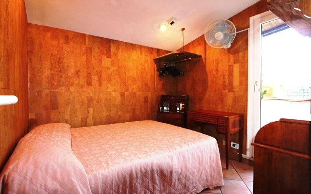 Roma Inn Hostel