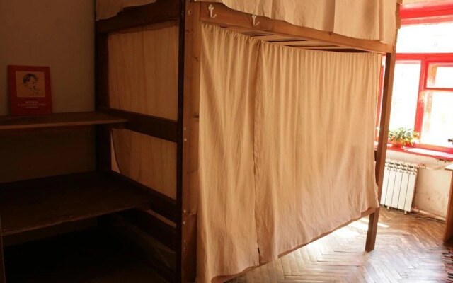 Hostel Compass