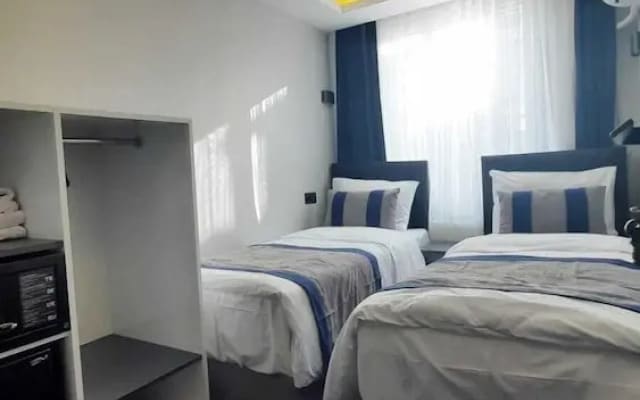 Sanddoor Hotel