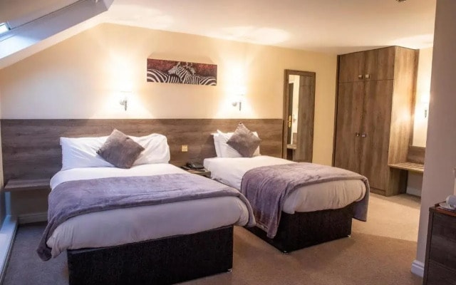 The Sitwell Arms Hotel