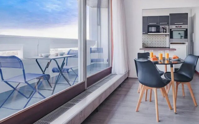 Paris Expo 2 Residence