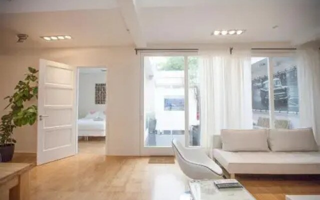 Helmers | Artfulstay