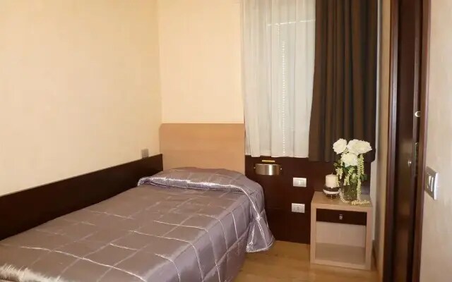 Euro House Suites Rome Airport