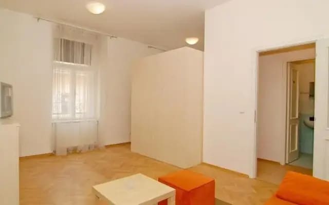 Residence Kostnické Square