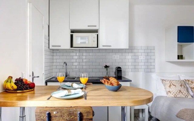 Cozy Studio by the Eiffel Tower - For 2