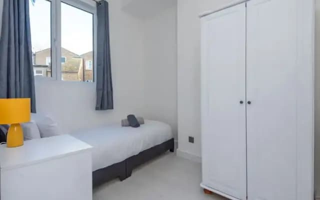 Comfy Flat Near Portobello Road