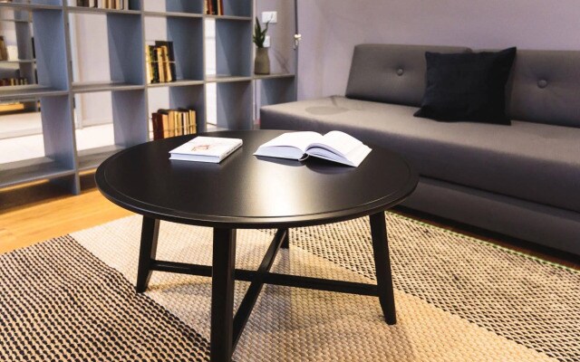 Отель Riga Lux Apartments – Skolas