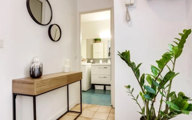2 people apartment terrace by Weekome