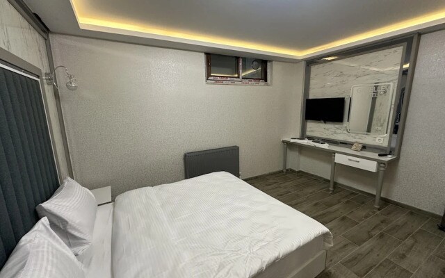 Gazelle Suites