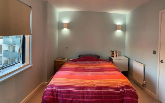 Impeccable 2-bed Apartment in London