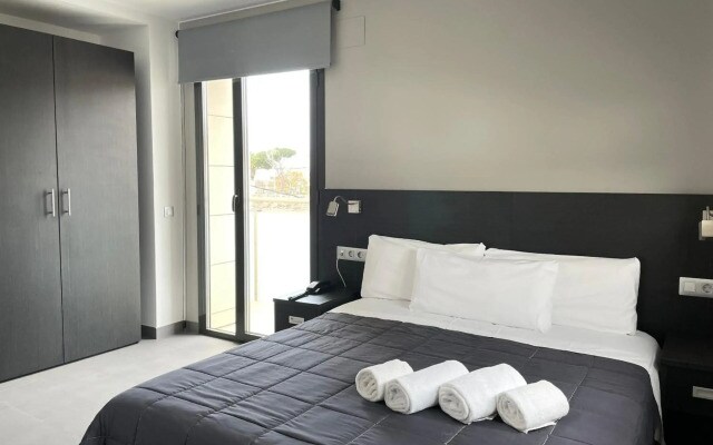 6 Bis Hotel
