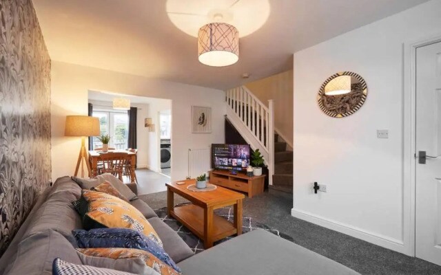 Halifax Gorgeous New Home - 3 Bedrooms