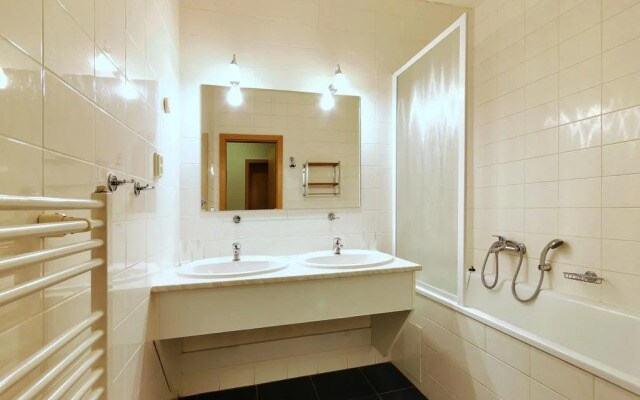 Hotel Stara Skola