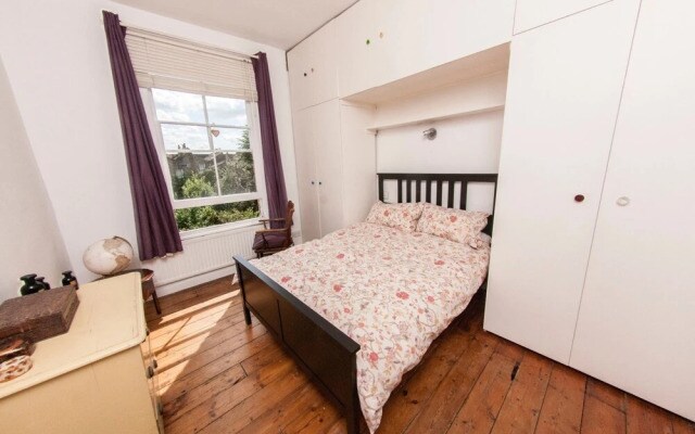 Beautiful Conversion Flat in Fashionable Hackney