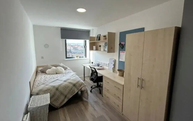 For Student Only Trinity Square in Nottingham - Campus Accommodation