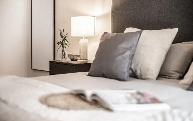 Marques - 1 Bedroom With Pool in Madrid