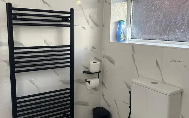 Manchester Retreat With 3 Bedrooms