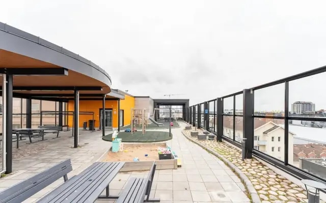 1BR & Balcony next to Railway Station