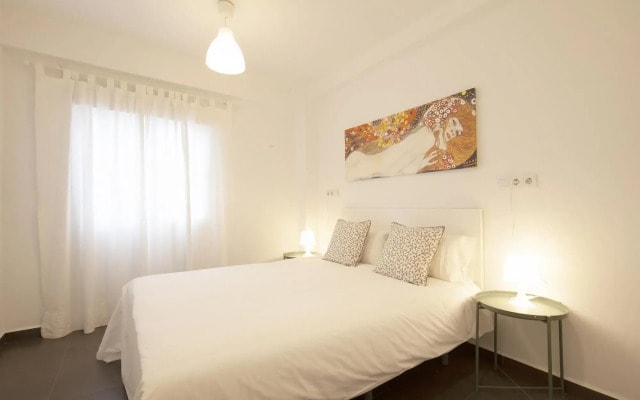 CERVANTES Apartment 25 2BT 2BR